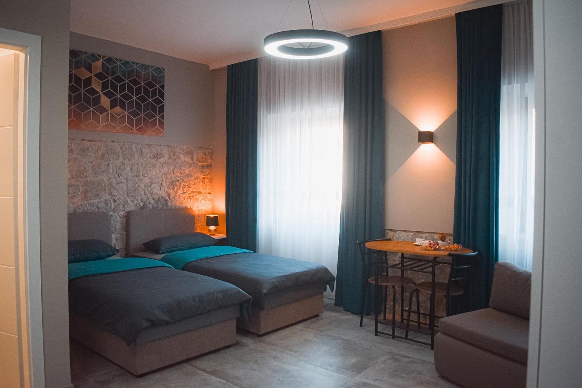 Apartments Jelovic Sinj Exterior foto